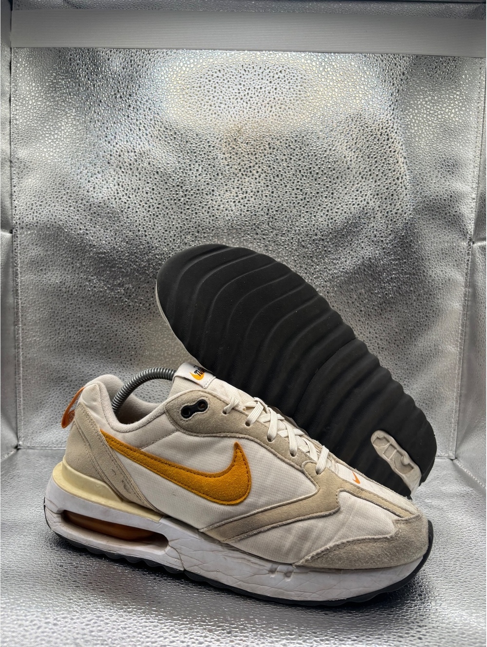 Nike air max dawn phantom light curry
